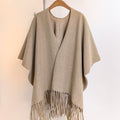 Retro Style Travel Cloak | High-Grade Warm Outerwear
